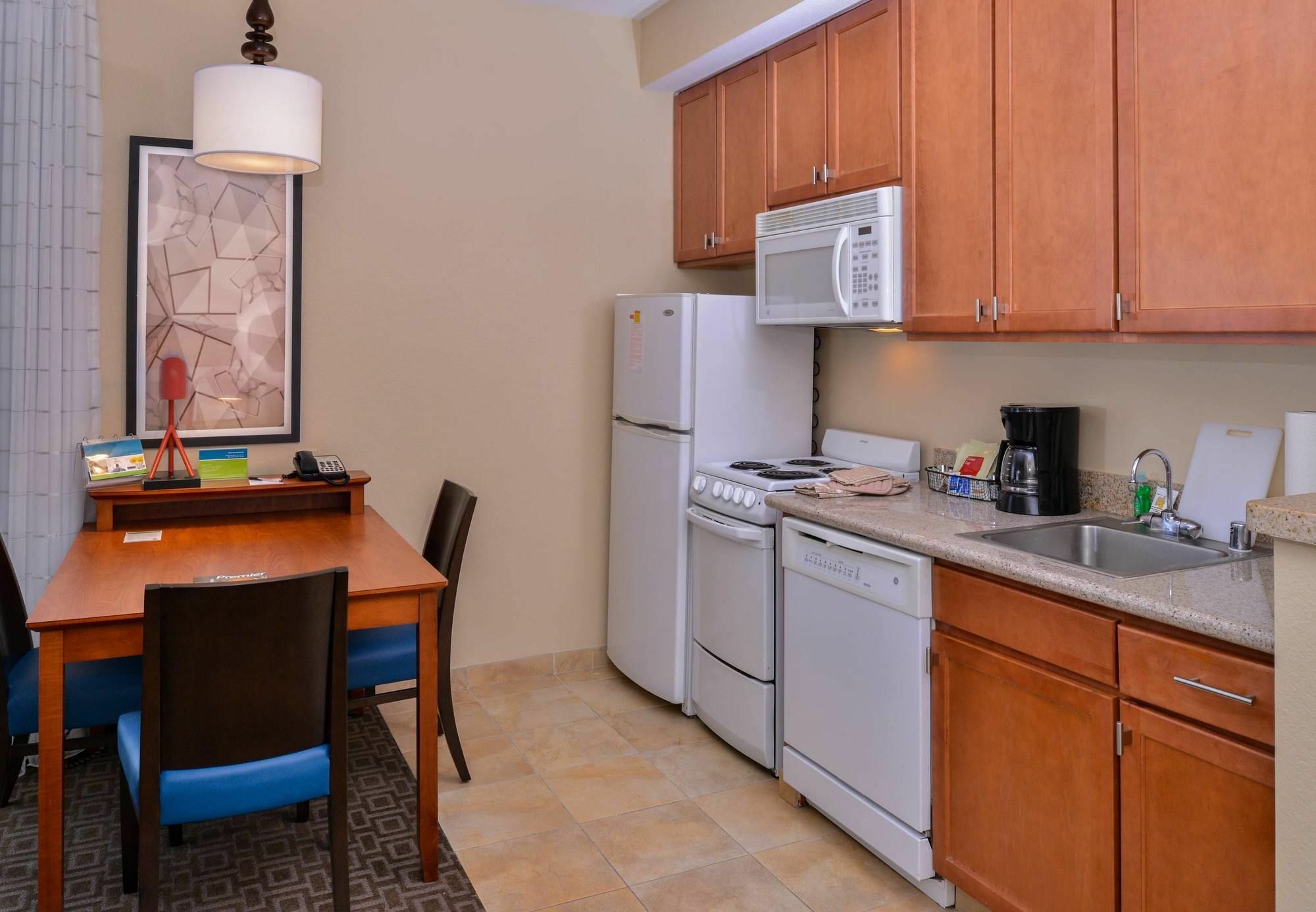 Towneplace Suites Thousand Oaks Ventura County Εξωτερικό φωτογραφία